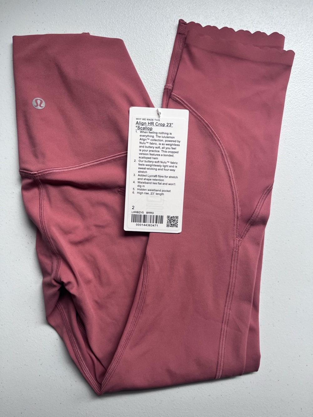 NWT Lululemon Align High Rise Crop 23” Scallop Egdes Size 2